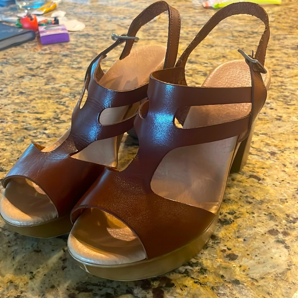 Eric Michael Casual Heels Ginger